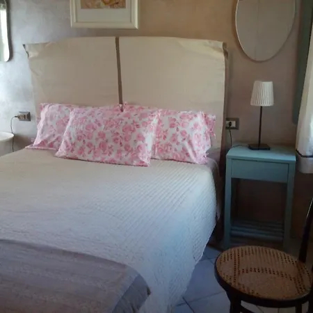 Il Giardino Di Emilio 3* Marrubiu